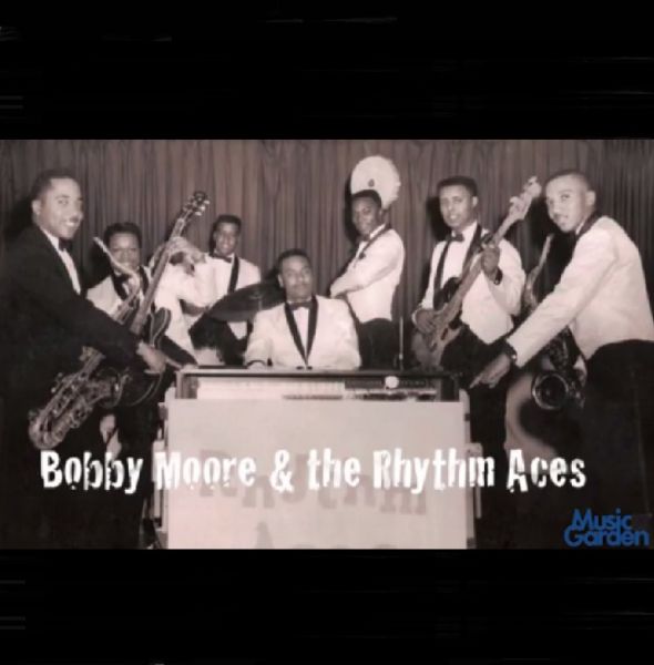 Bobby Moore and The Rhythm Aces : Live Dance Band
