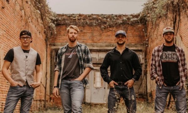 Smith Distillery : Country Rock Bands
